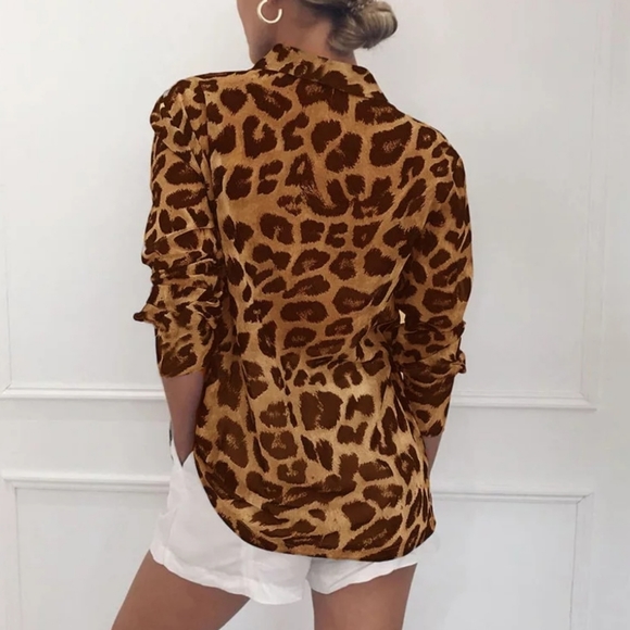 LEOPARD LONG SLEEVE BLOUSE - Picture 3 of 3